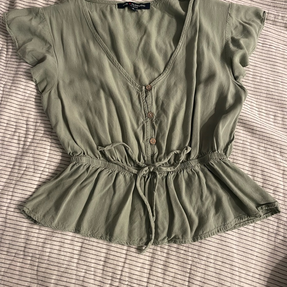Top - Picture 2 of 4